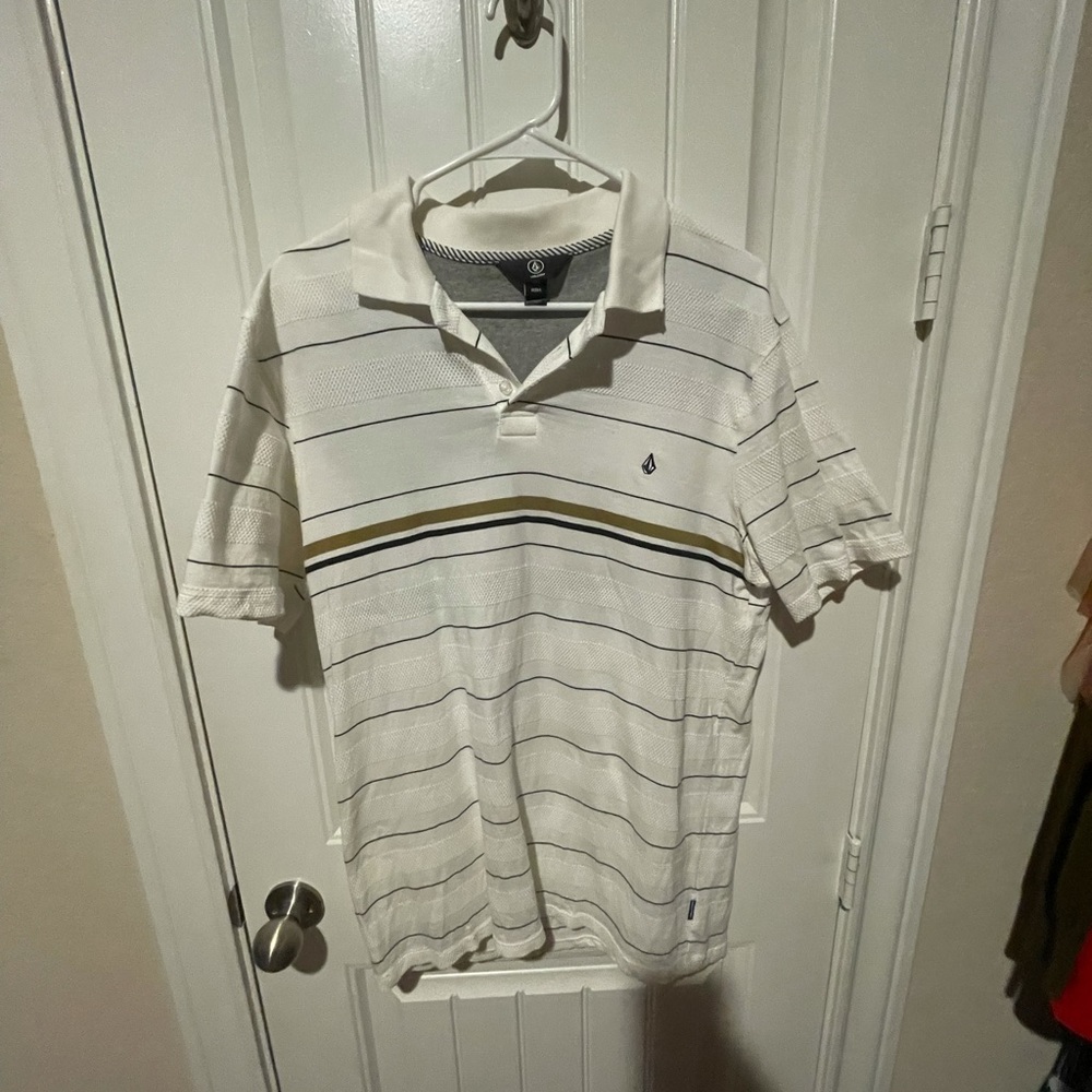 Men’s Volcom polo